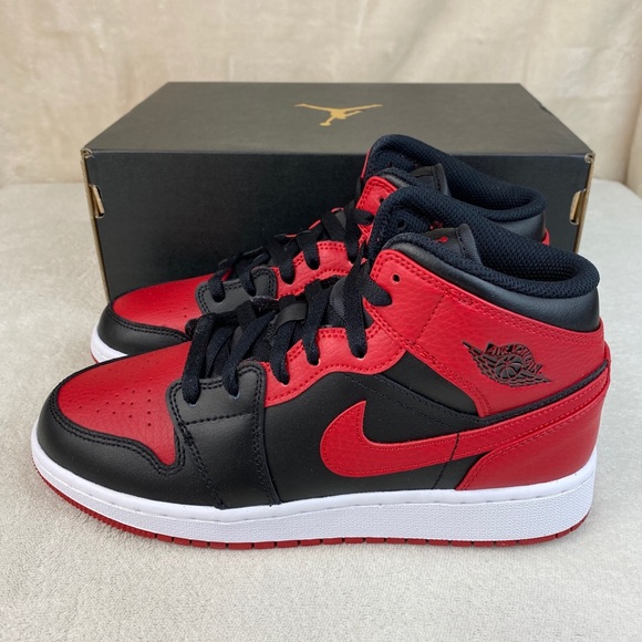 Nike Air Jordan 1 Mid “Banned” Black Gym Red White - Picture 3 of 6